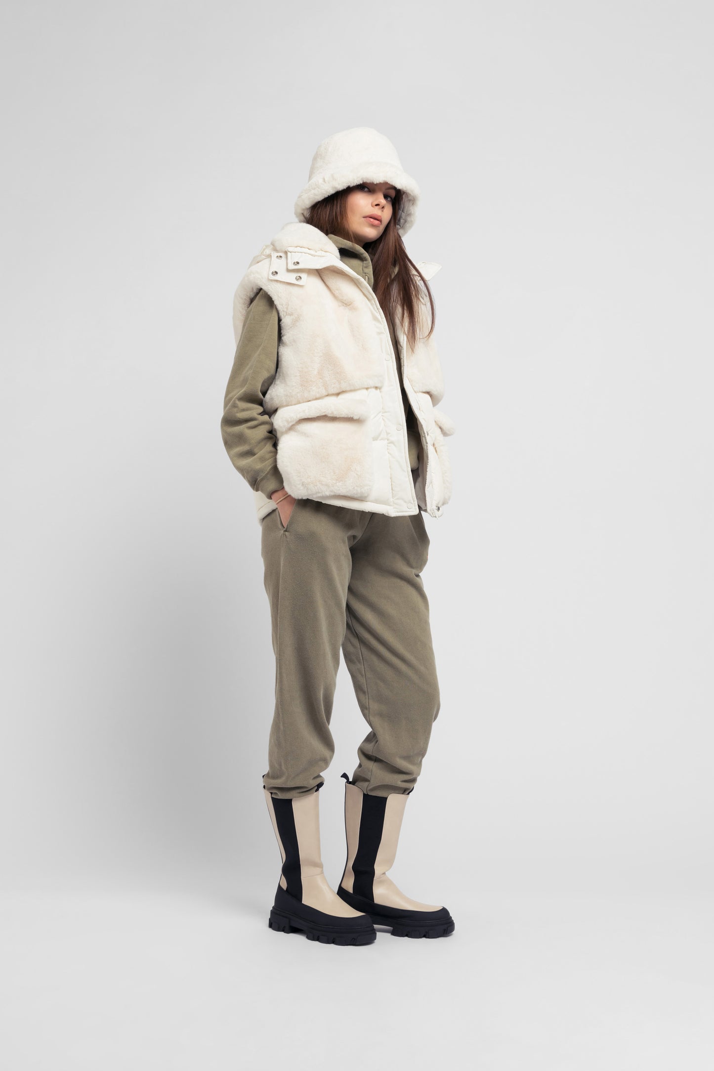 Urbancode Super Soft Bucket Hat UC6432